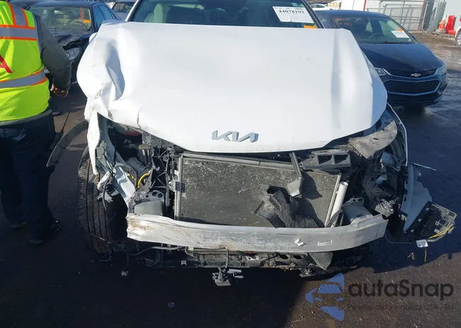 5XYRL4JC0RG289547: 44078192