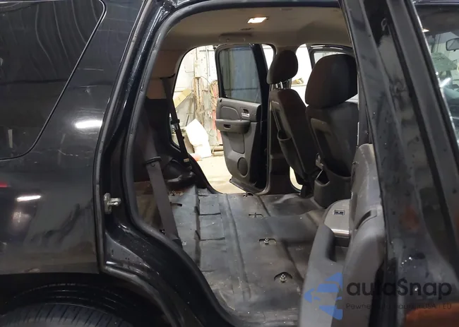 1GNLC2E08ER188298: 44078286