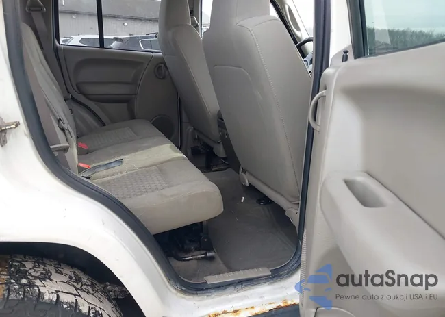 1J4GL48K96W203181: 44078360