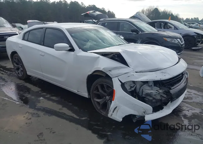 2C3CDXHG0FH759851: 44079568