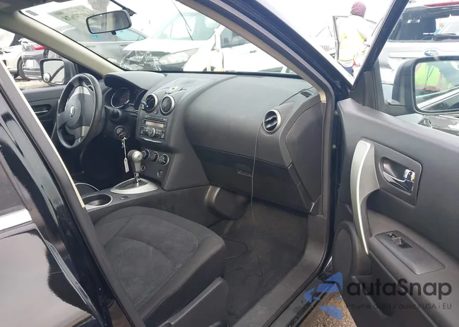 JN8AS5MT6FW669349: 44079678