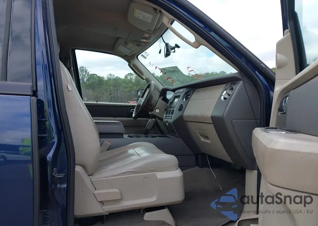 1FMJU1H57CEF07527: 44079680