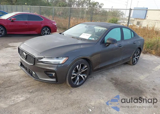 7JRL12FK2RG325172: 44079682