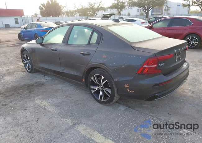 7JRL12FK2RG325172: 44079682