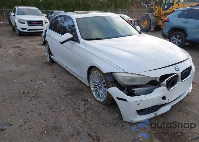 WBA3A5C57CF257346: 44079737