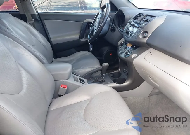 2T3DF4DV4BW112733: 44079745