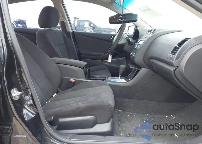 1N4AL2AP7CN526335: 44079764