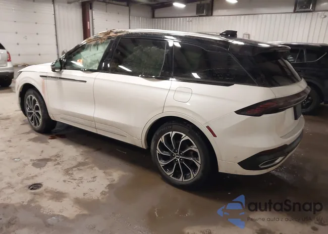 5LMPJ8KA9RJ870863: 44079862