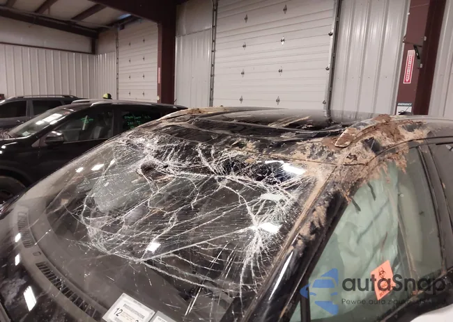 5LMPJ8KA9RJ870863: 44079862