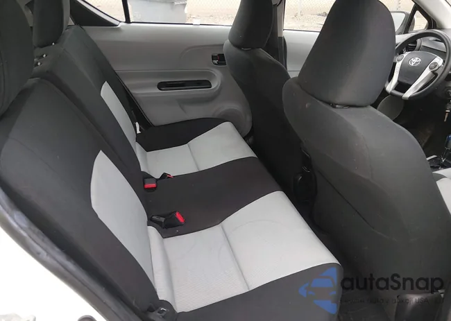 JTDKDTB30C1025744: 44080093