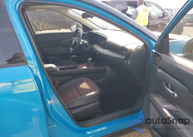 3N8AP6DCXSL304888: 44079184