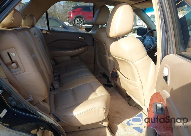 2HNYD182X3H542249: 44079260