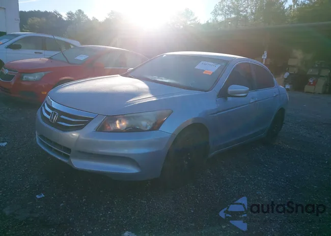 1HGCP2F34CA044184: 44079291