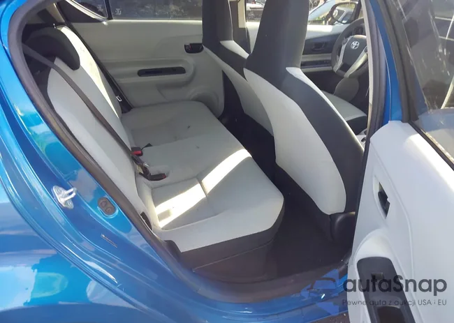 JTDKDTB31E1062174: 44079299