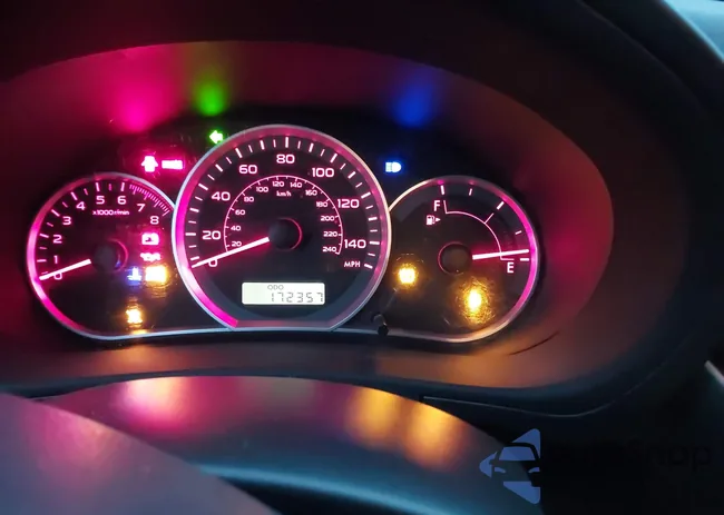 JF1GH61628G823664: 44079305