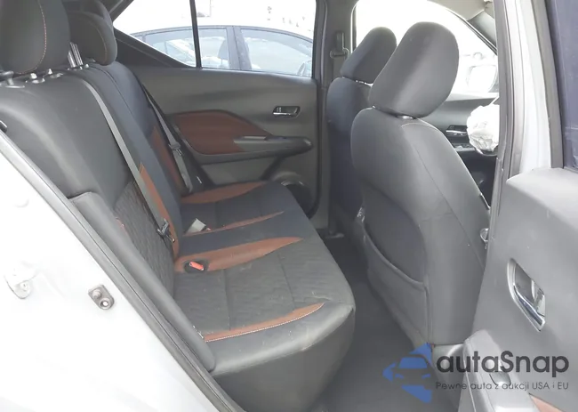 3N1CP5DV4ML520421: 44079320