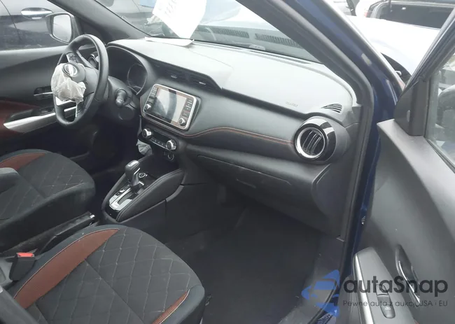 3N1CP5CU2JL514878: 44079331