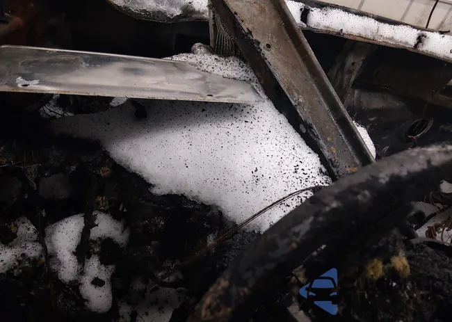 KNDPMCAC2K7513547: 44080791