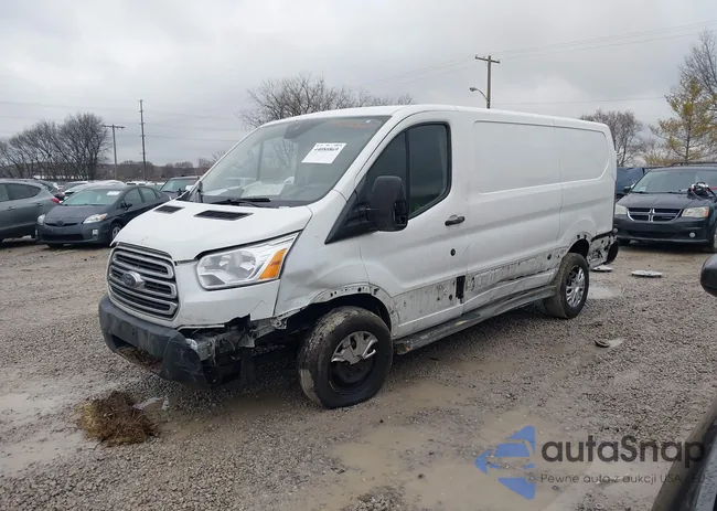 1FTYR1YM6JKA99077: 44080869