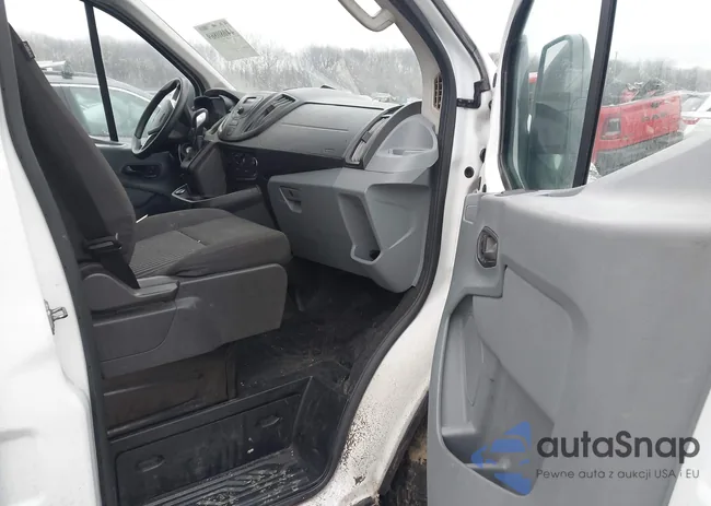 1FTYR1YM6JKA99077: 44080869