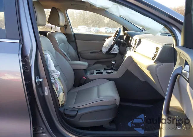 KNDPNCAC4H7088953: 44080992