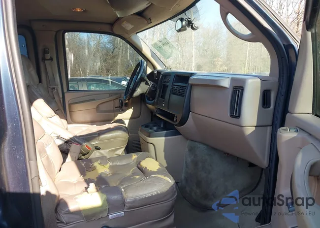 1GBFG15T551207553: 44081102