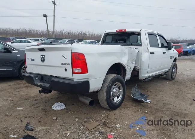 3C6UR5HL9EG121204: 44080447