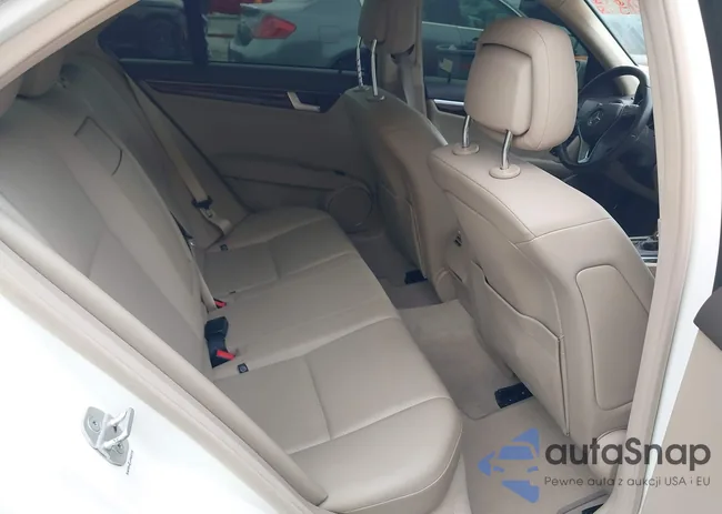 WDDGF4HB0CR220268: 44080500