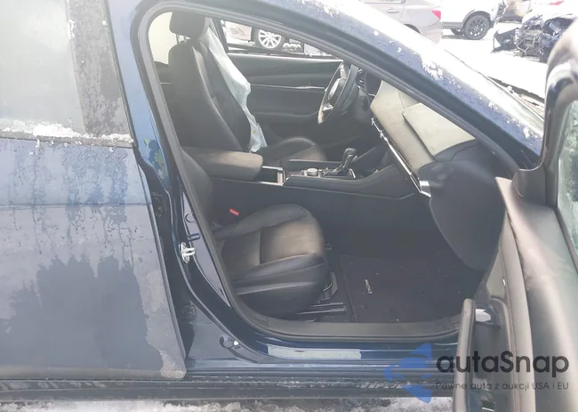 3MZBPBEM8LM129632: 44081606