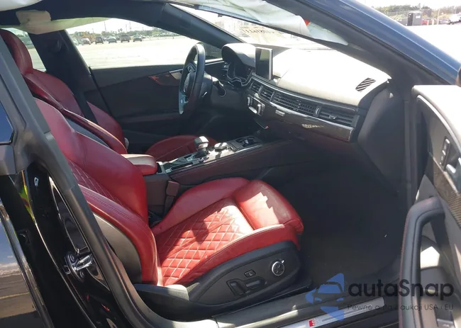 WAUB4CF50KA074613: 44081613