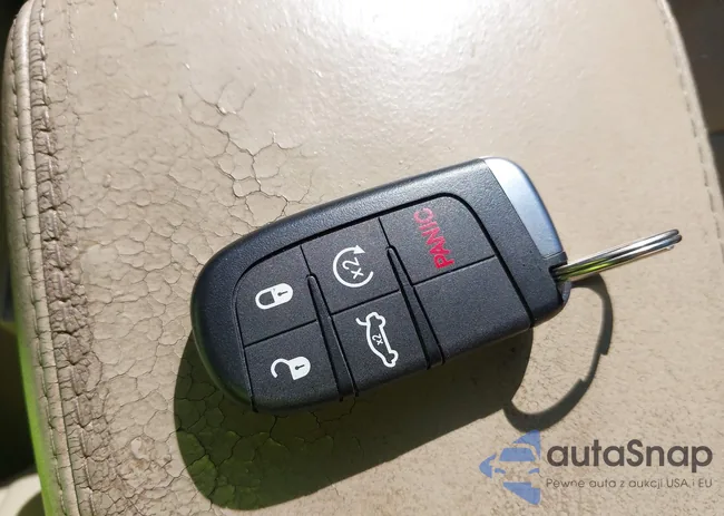 1C4RJECT1EC260758: 44081625