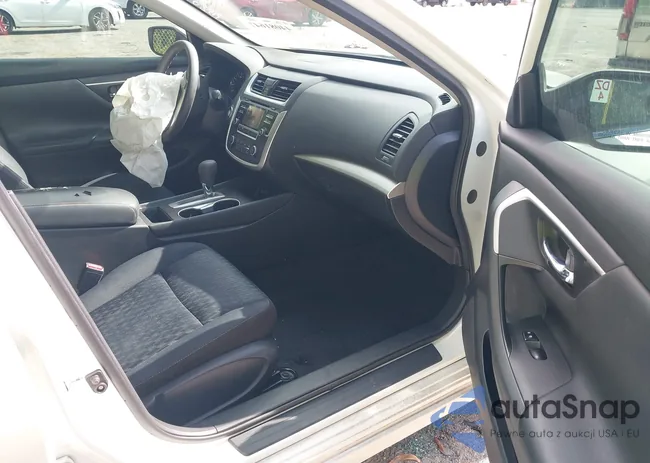 1N4AL3AP3JC140459: 44081647