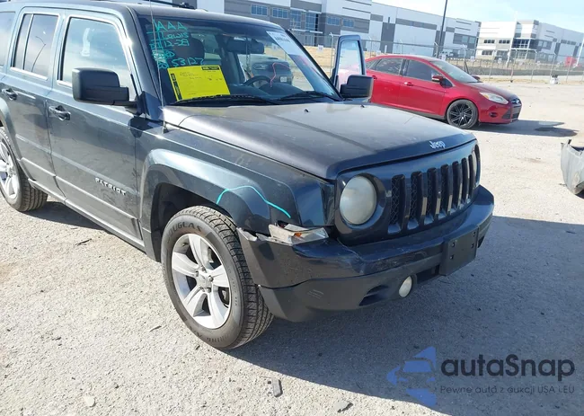 1C4NJPFB6ED522541: 44081648