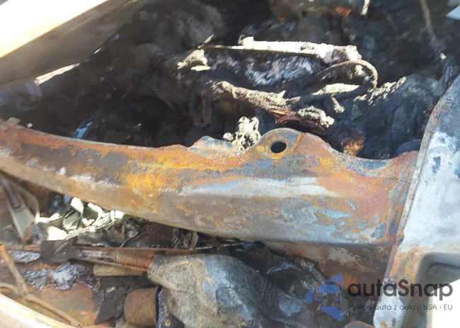 3N1CP5CV8ML528796: 44081765