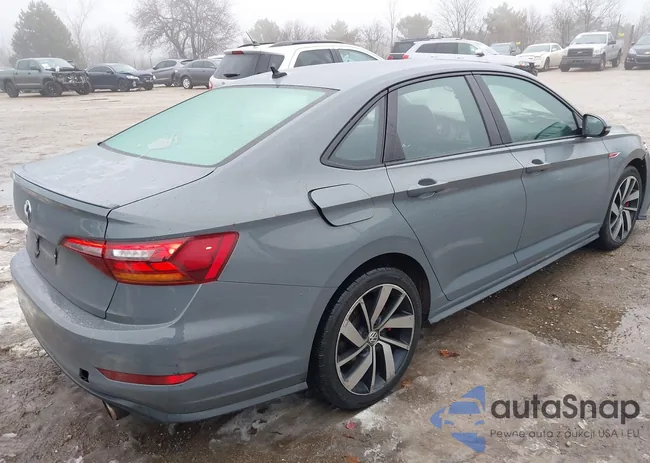 3VW6T7BU0KM200738: 44081784