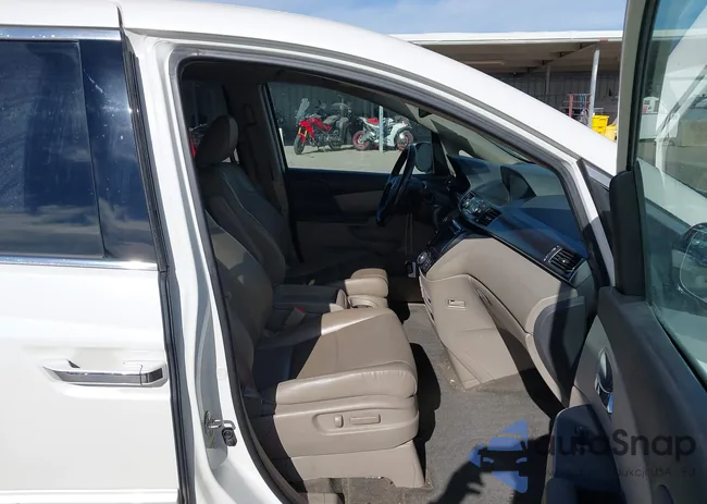 5FNRL5H99FB081623: 44081826