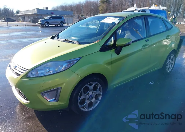 3FADP4CJ7CM118059: 44081856