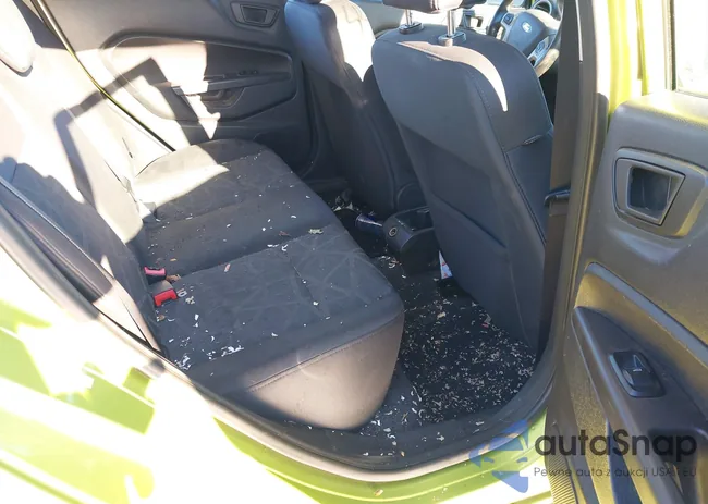 3FADP4CJ7CM118059: 44081856