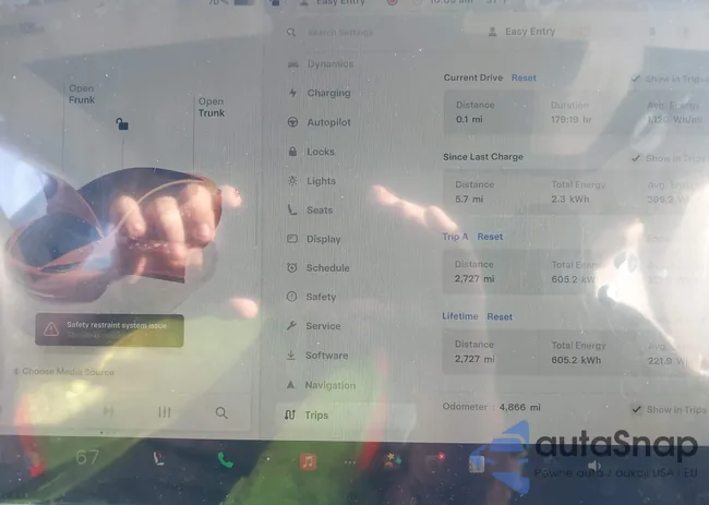 5YJ3E1EB2RF814812: 44081902