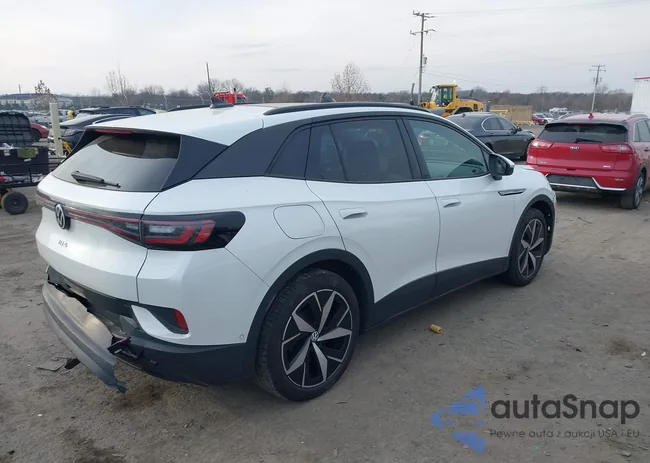 1V2VMPE8XPC045097: 44081920