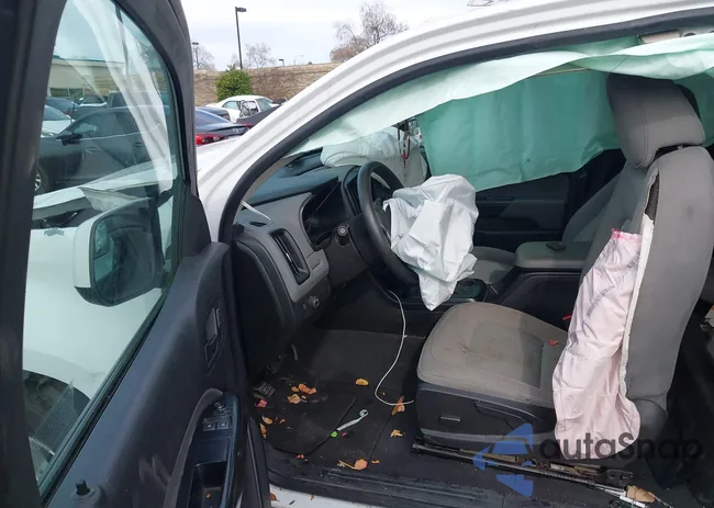 1GCHSBEA5L1247698: 44081946