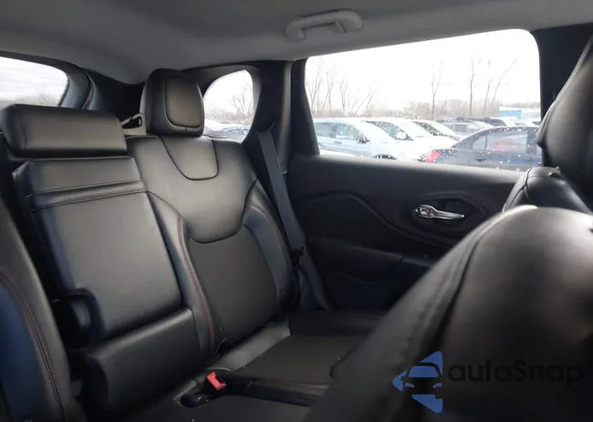 1C4PJMBX5KD188295: 44082005