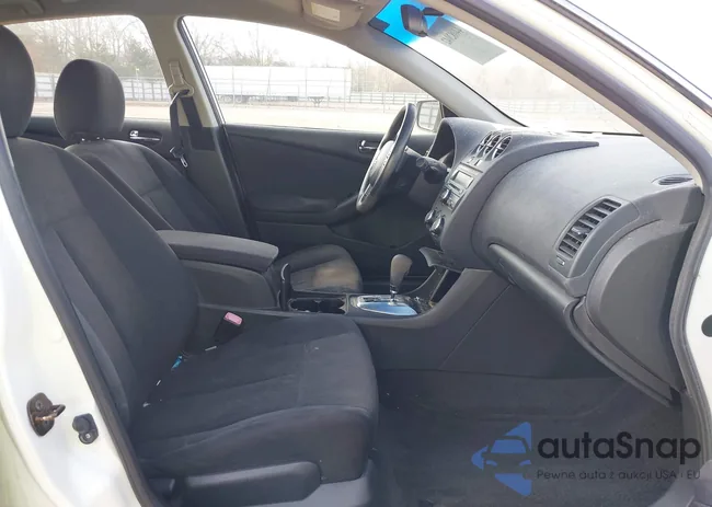 1N4AL2AP4AN427145: 44082042