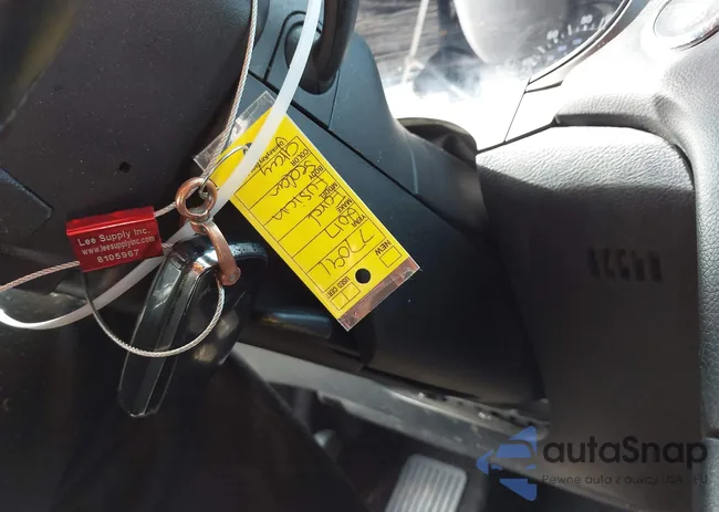 3FA6P0HD7HR241858: 44081348