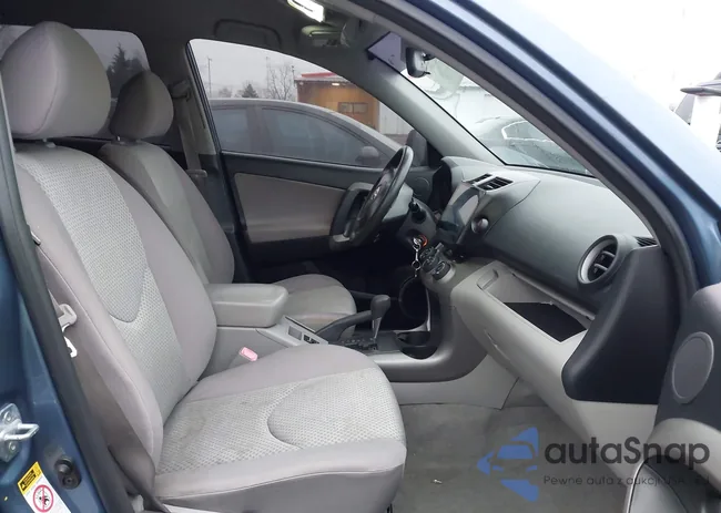 JTMBD33V485135356: 44081408