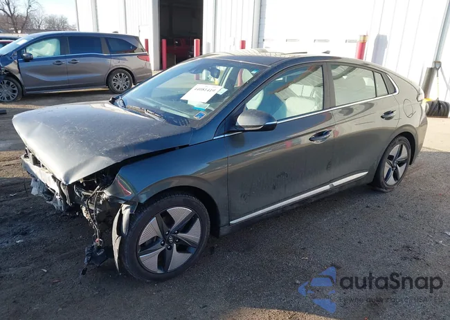 KMHC85LC3NU273664: 44081419