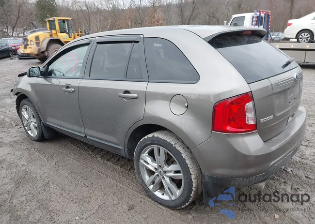 2FMDK3JC4EBB35599: 44081478