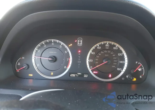 1HGCP2F31BA092482: 44082688