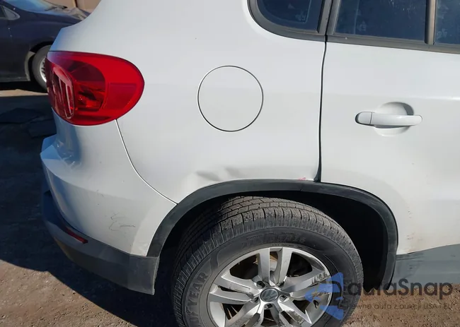 WVGAV7AX5GW516657: 44082725