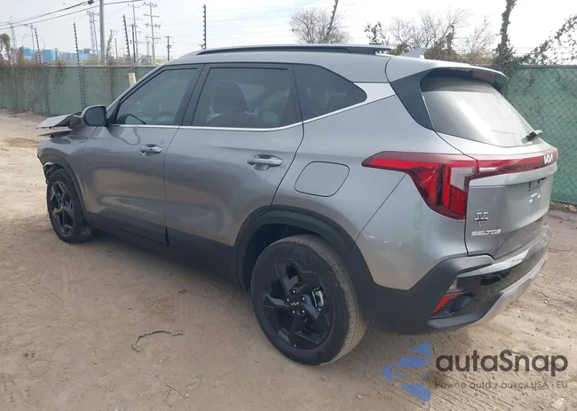 KNDER2AA2T7828660: 44082773